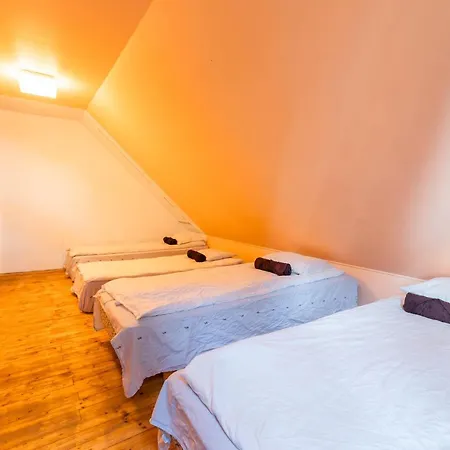 Taalihomes Vanakuela Puhkemaja - Saun Ja Kuemblustuenn Hinnas *