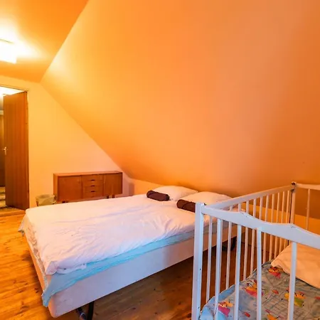 Taalihomes Vanakuela Puhkemaja - Saun Ja Kuemblustuenn Hinnas Chalet *
