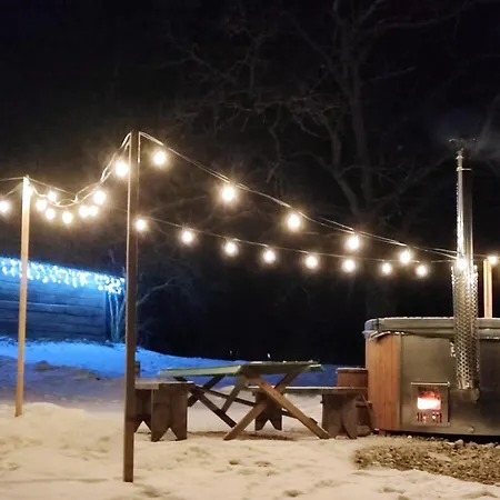 Taalihomes Vanakuela Puhkemaja - Saun Ja Kuemblustuenn Hinnas *