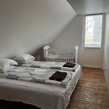Taalihomes Vanakuela Puhkemaja - Saun Ja Kuemblustuenn Hinnas Chalé