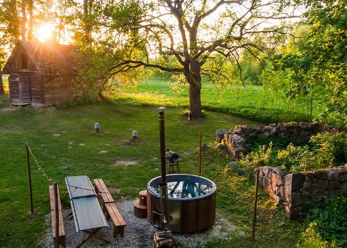 Taalihomes Vanakuela Puhkemaja - Saun Ja Kuemblustuenn Hinnas Chalet