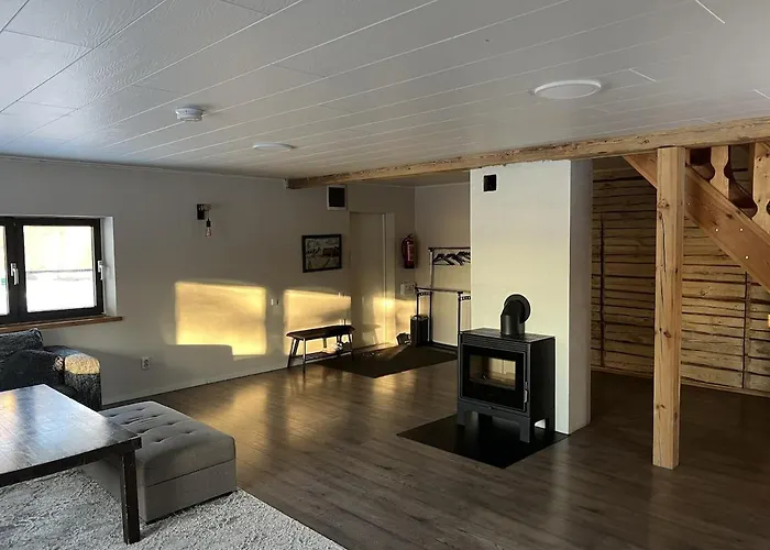 Taalihomes Vanakuela Puhkemaja - Saun Ja Kuemblustuenn Hinnas Chalet Vanakula (Polva)