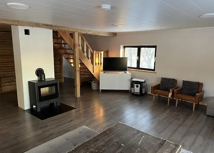 Chalet Taalihomes Vanakuela Puhkemaja - Saun Ja Kuemblustuenn Hinnas Vanakula (Polva)